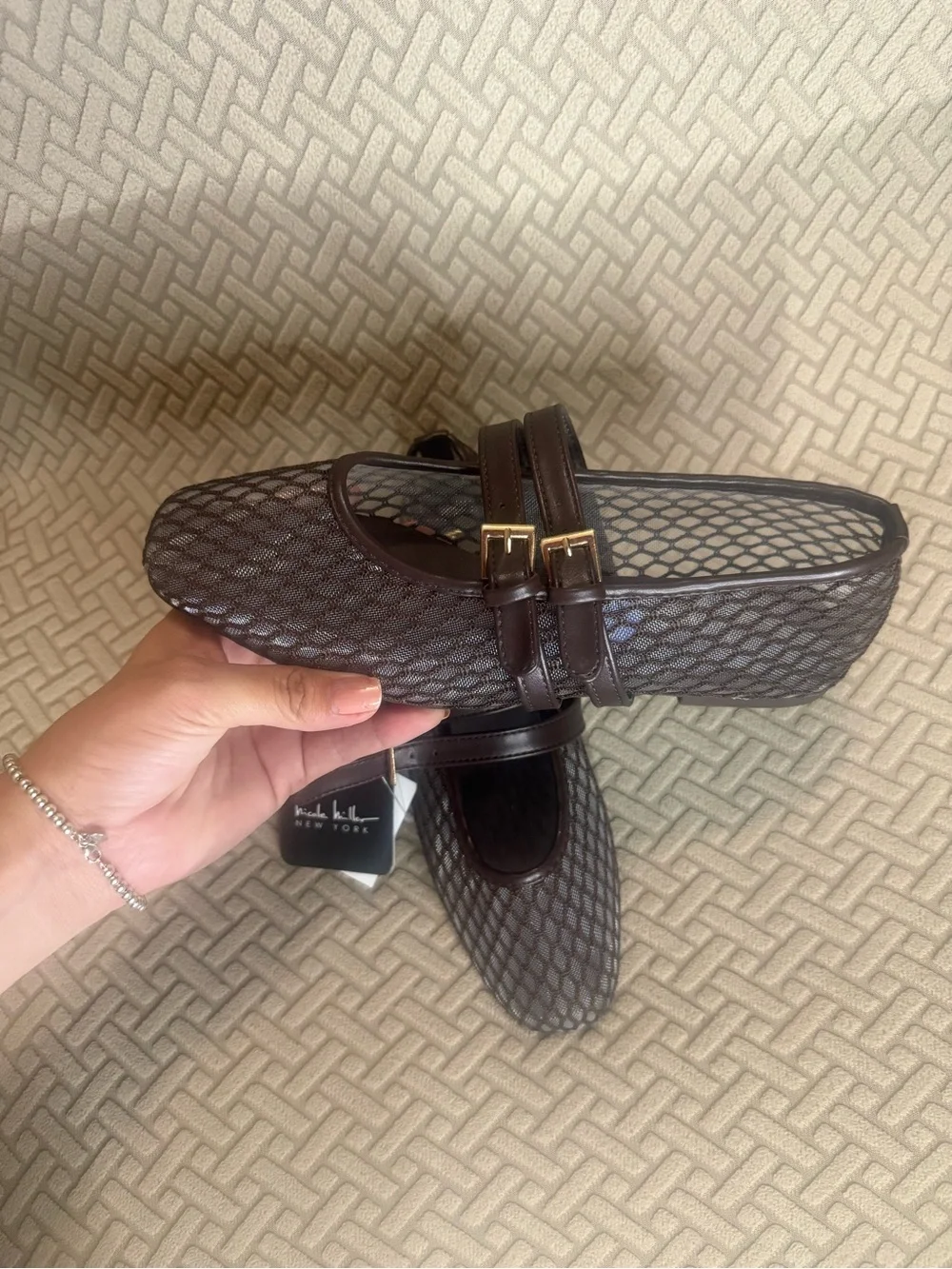Nicole miller brown flats